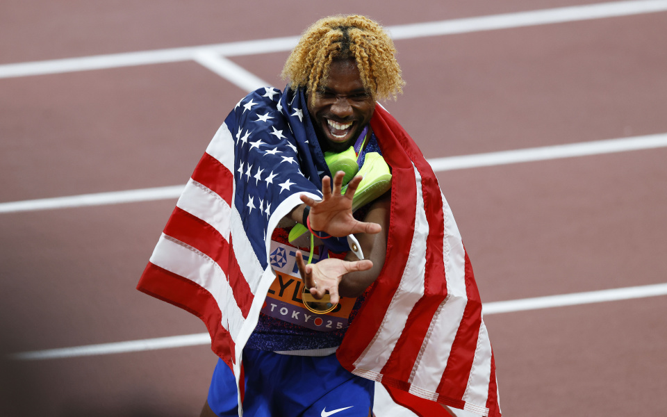 新华社记者, 新华社记者 新华社记者, 新华社记者